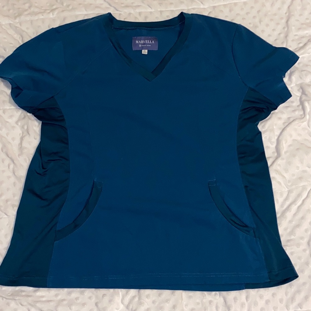 Marvella Xl scrub top. Excellent condition.